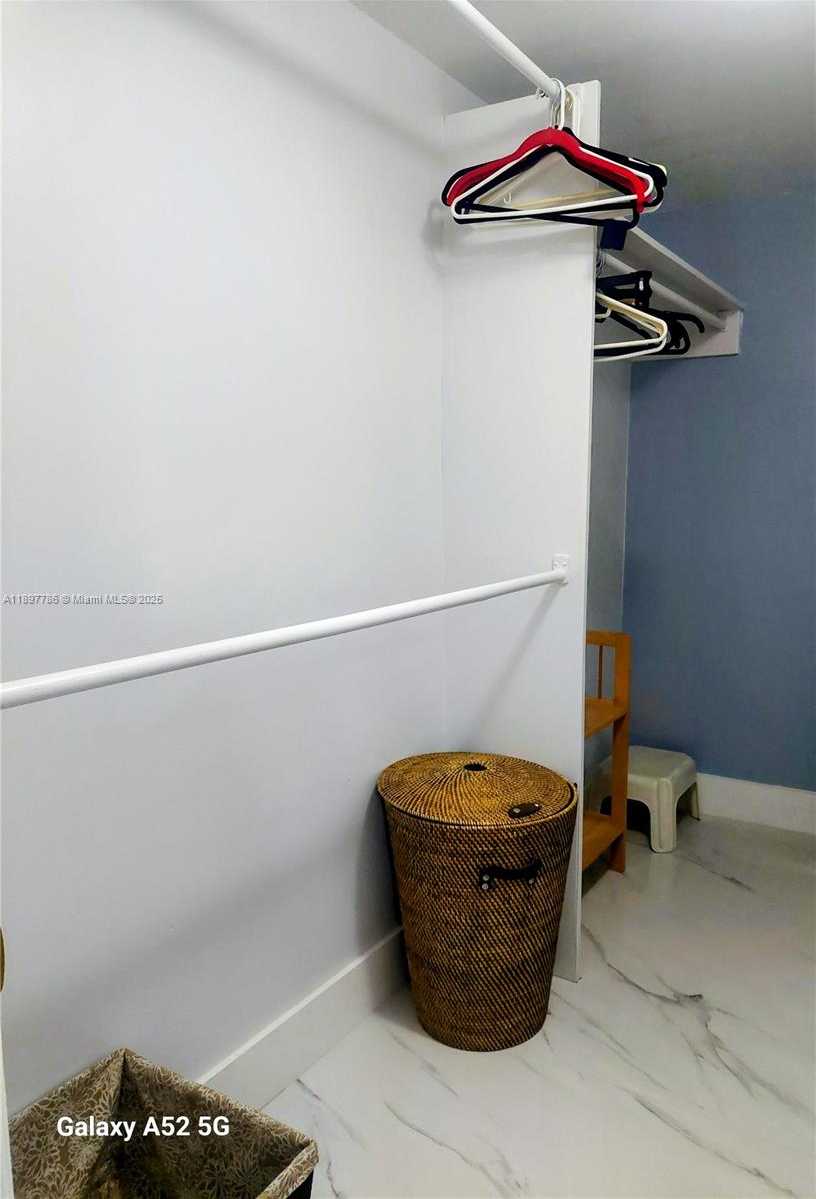 Small Image of 5005 COLLINS AVE #1523, Miami Beach Number 10