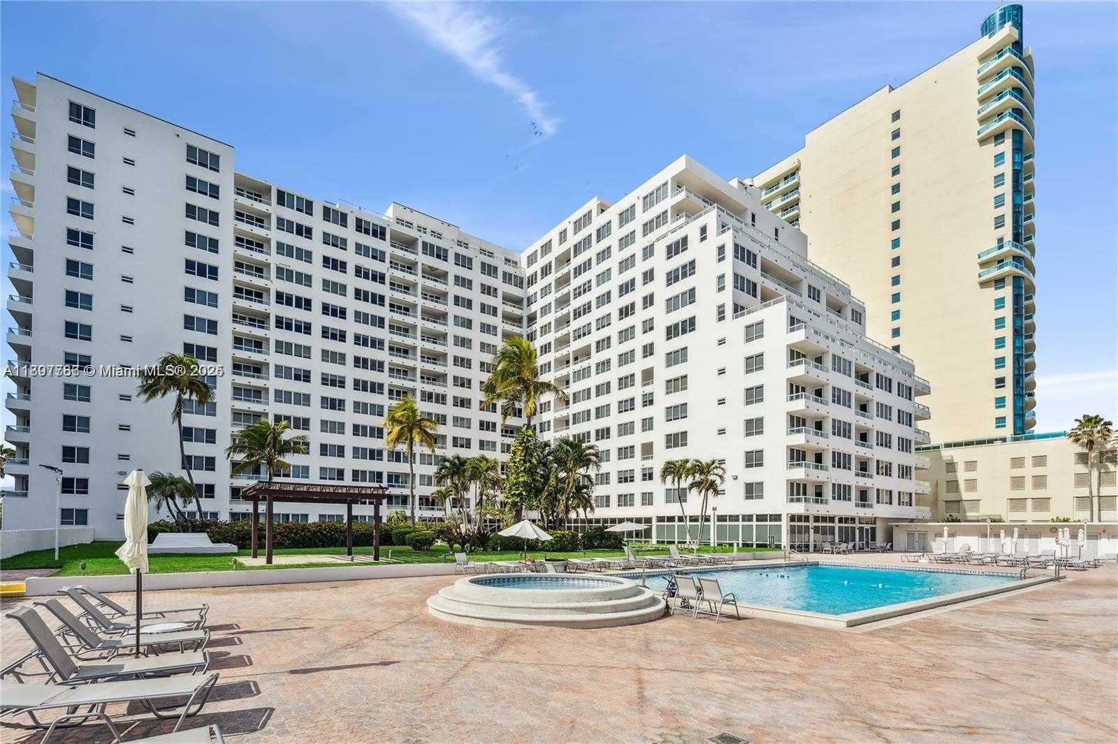 Small Image of 5005 COLLINS AVE #1523, Miami Beach Number 21