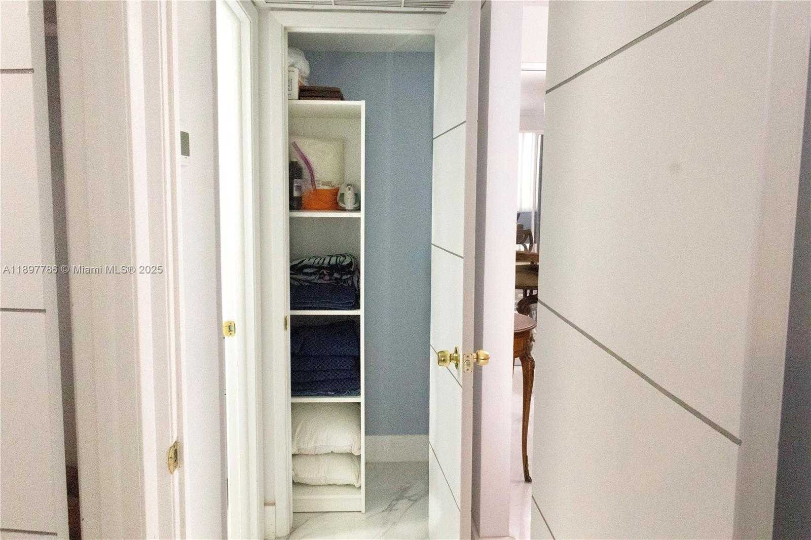 Small Image of 5005 COLLINS AVE #1523, Miami Beach Number 9