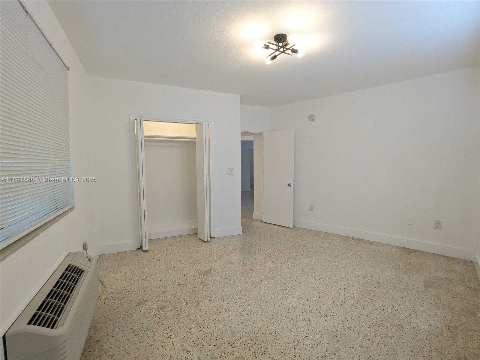 Small Image of 6930 RUE VENDOME #4, Miami Beach Number 16