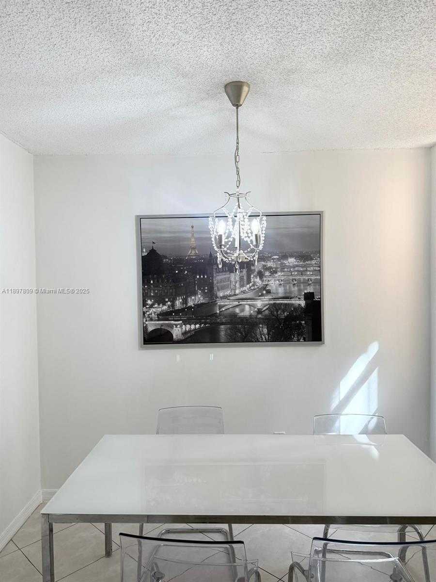 Small Image of 19501 EAST COUNTRY CLUB DR #9104, Aventura Number 6