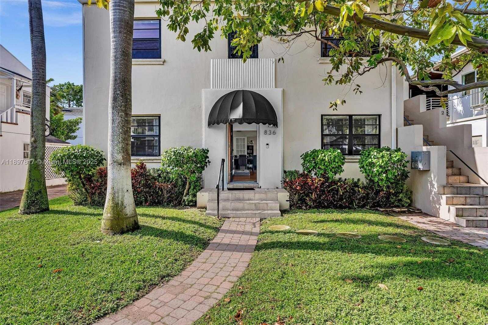 Small Image of 836 WEST 40TH ST #1, Miami Beach Number 2