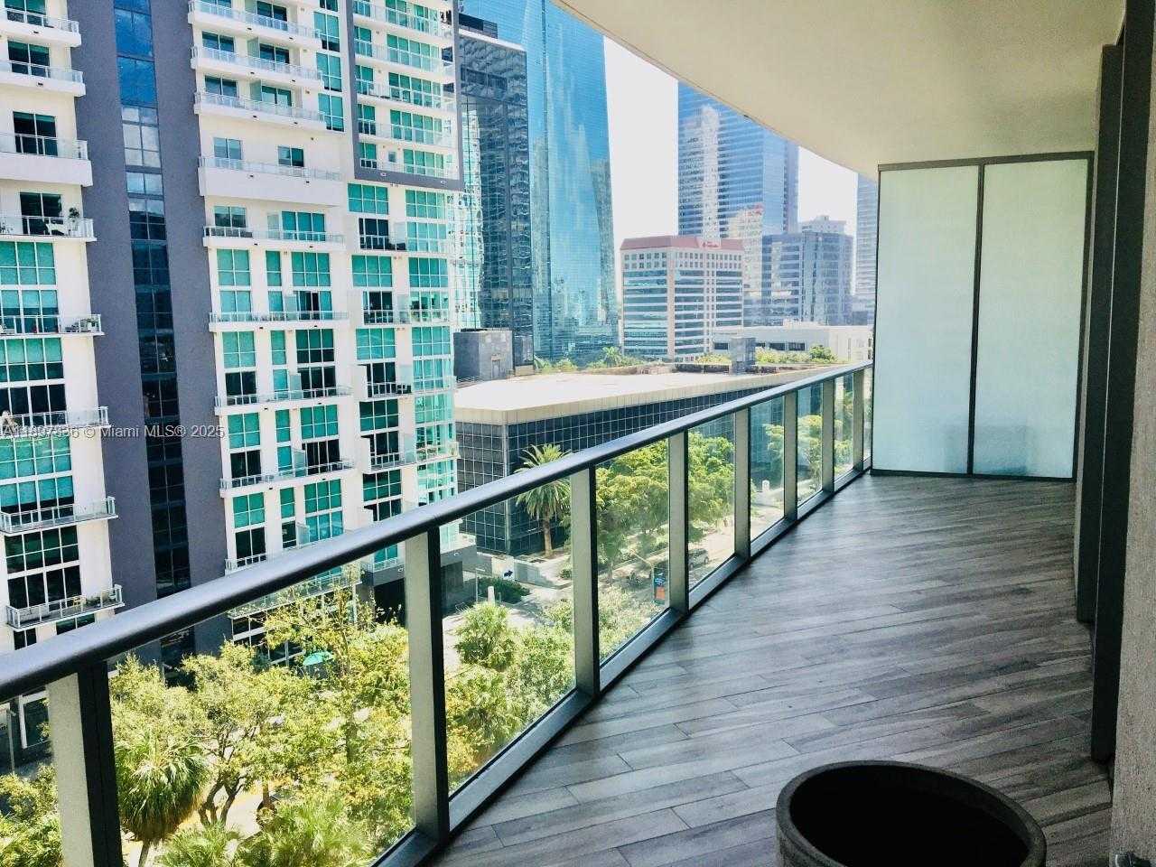 Small Image of 1100 SOUTH MIAMI AVE #811, Miami Number 10