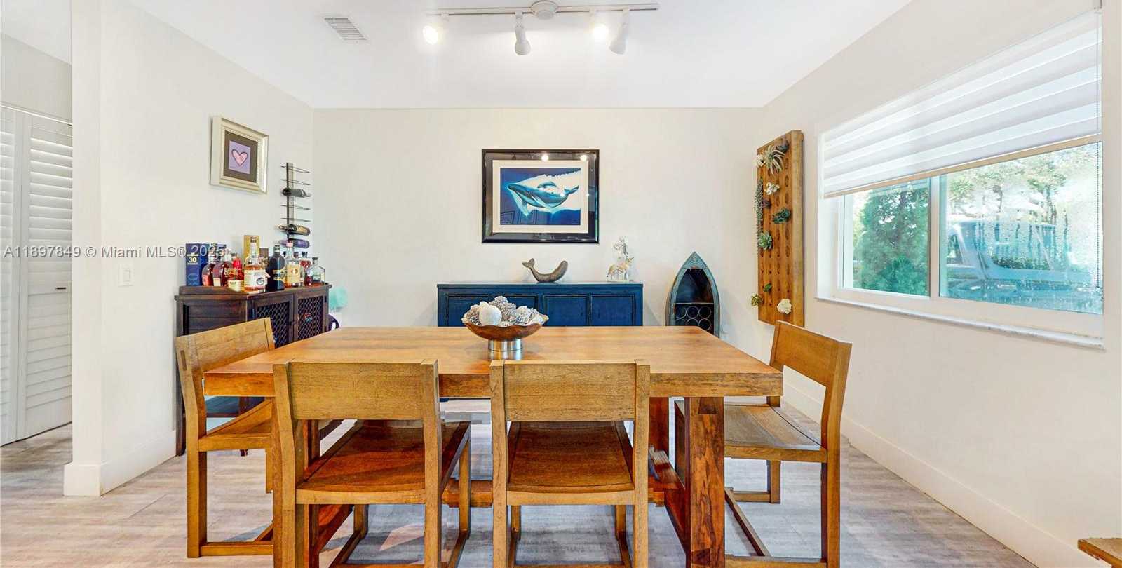 Small Image of 14519 SOUTH WEST 139TH AVE CIR E, Miami Number 12