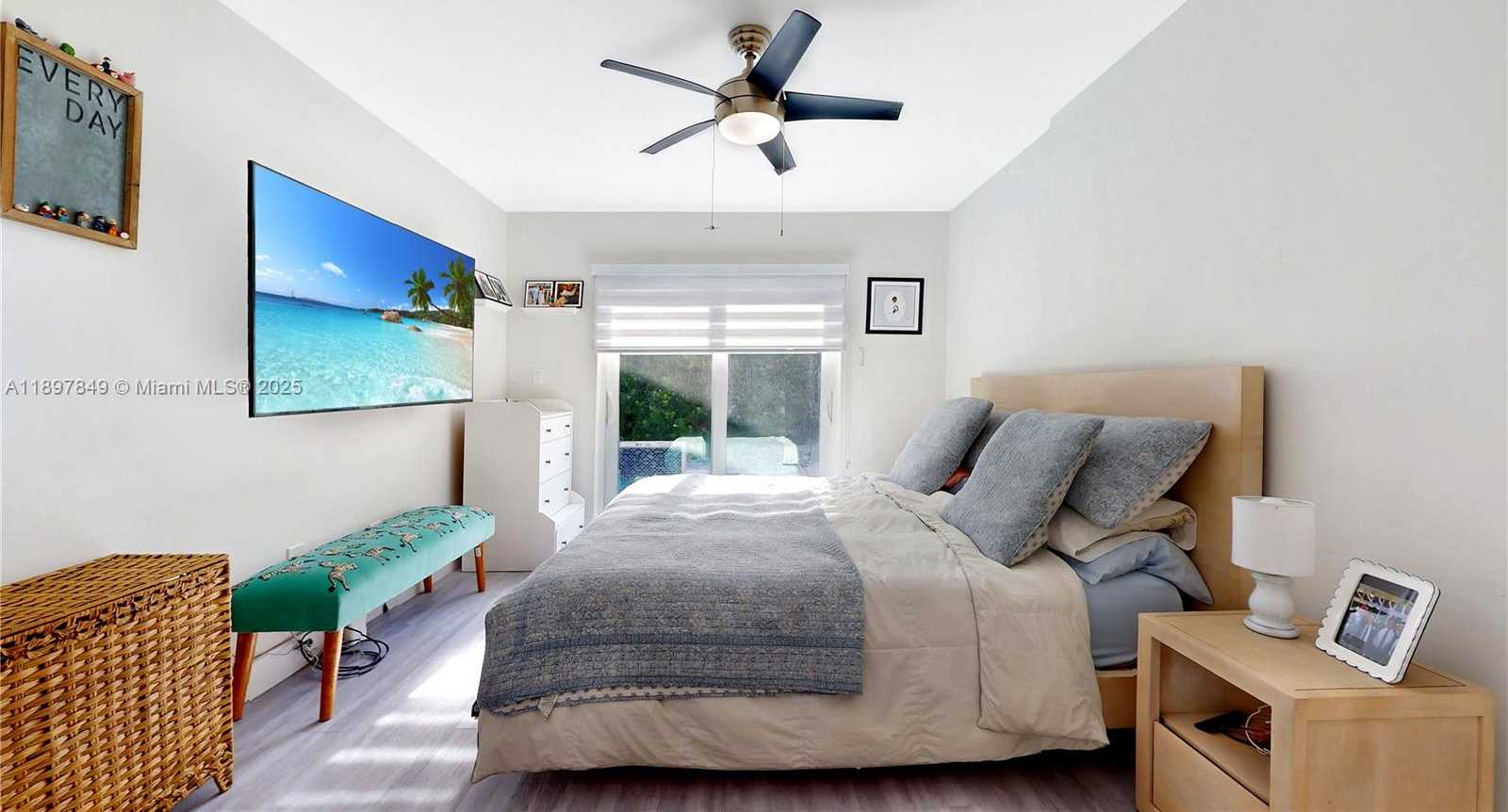 Small Image of 14519 SOUTH WEST 139TH AVE CIR E, Miami Number 15