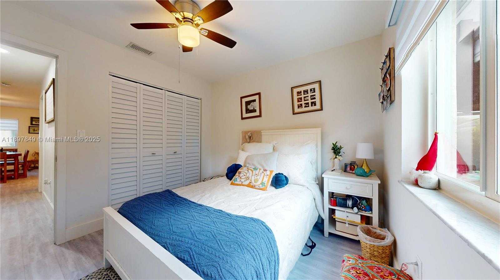 Small Image of 14519 SOUTH WEST 139TH AVE CIR E, Miami Number 19