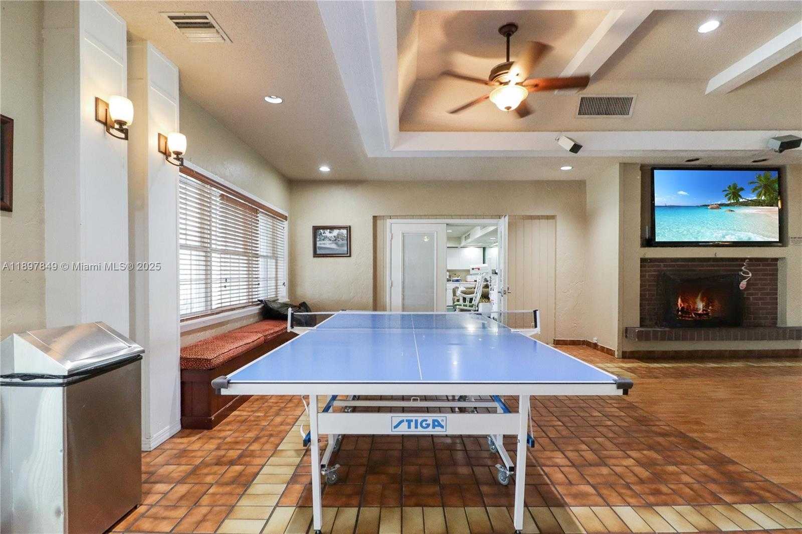 Small Image of 14519 SOUTH WEST 139TH AVE CIR E, Miami Number 40