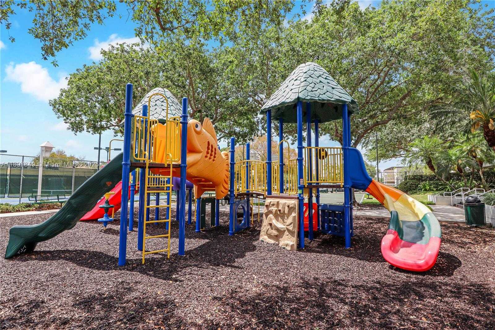 Small Image of 14519 SOUTH WEST 139TH AVE CIR E, Miami Number 41
