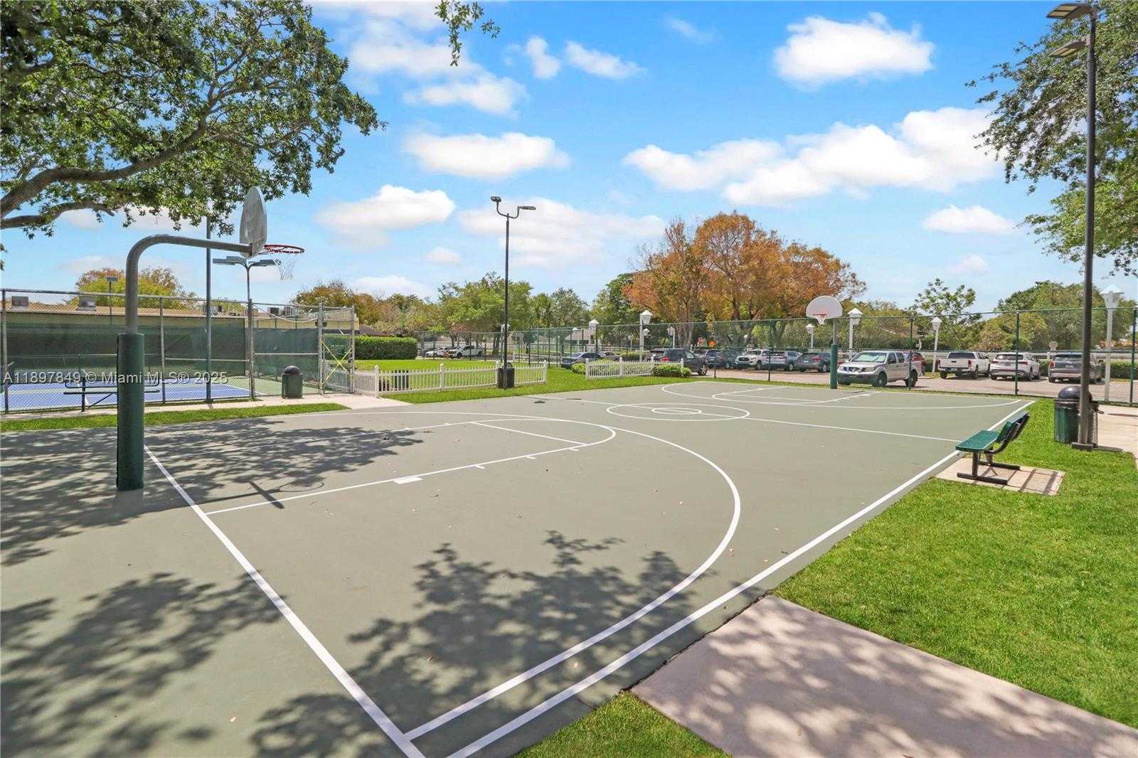 Small Image of 14519 SOUTH WEST 139TH AVE CIR E, Miami Number 44