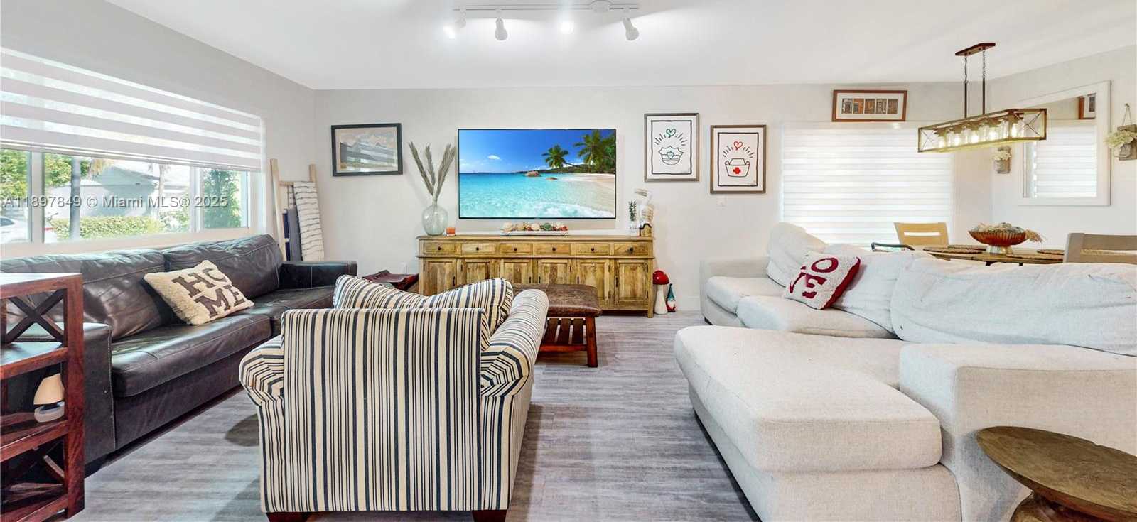 Small Image of 14519 SOUTH WEST 139TH AVE CIR E, Miami Number 5
