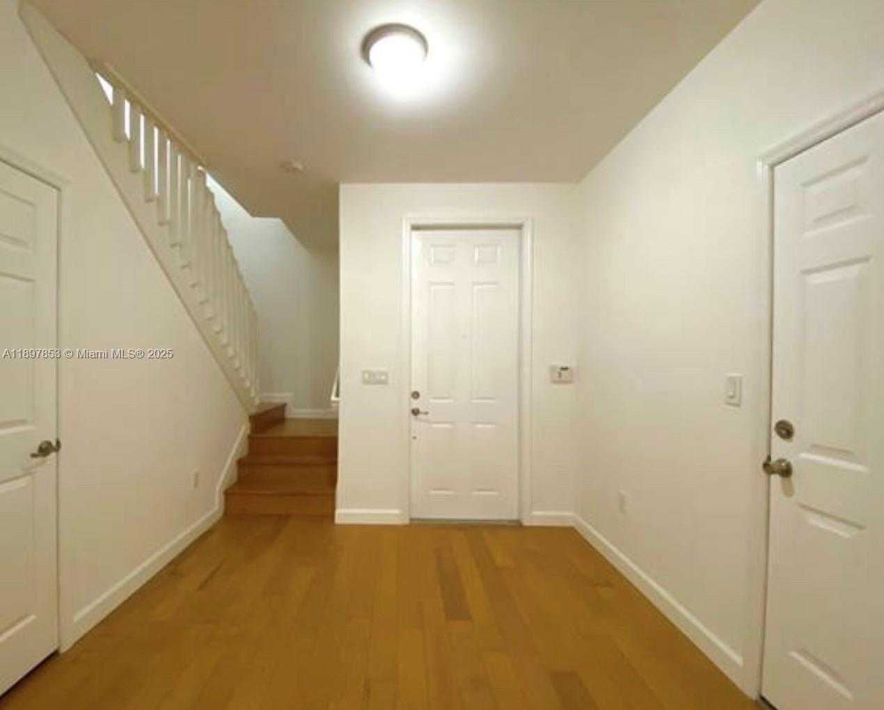 Small Image of 10306 NORTH WEST 70TH TER, Doral Number 2