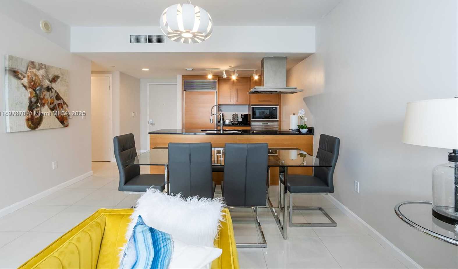 Small Image of 485 BRICKELL AVE #3506, Miami Number 9