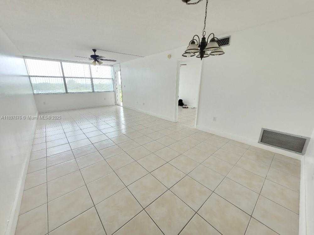 Small Image of 1200 Miami Gardens Dr, Miami, FL 33179, USA Number 5