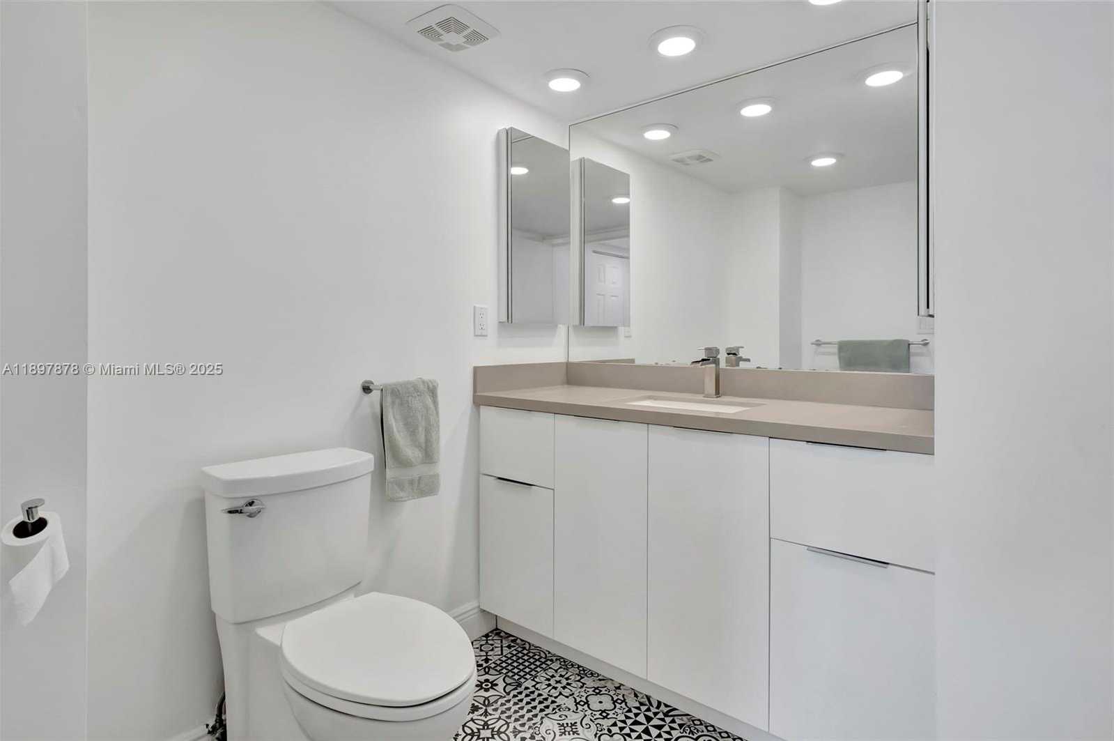 Small Image of 555 NORTH EAST 15TH ST #14I, Miami Number 20