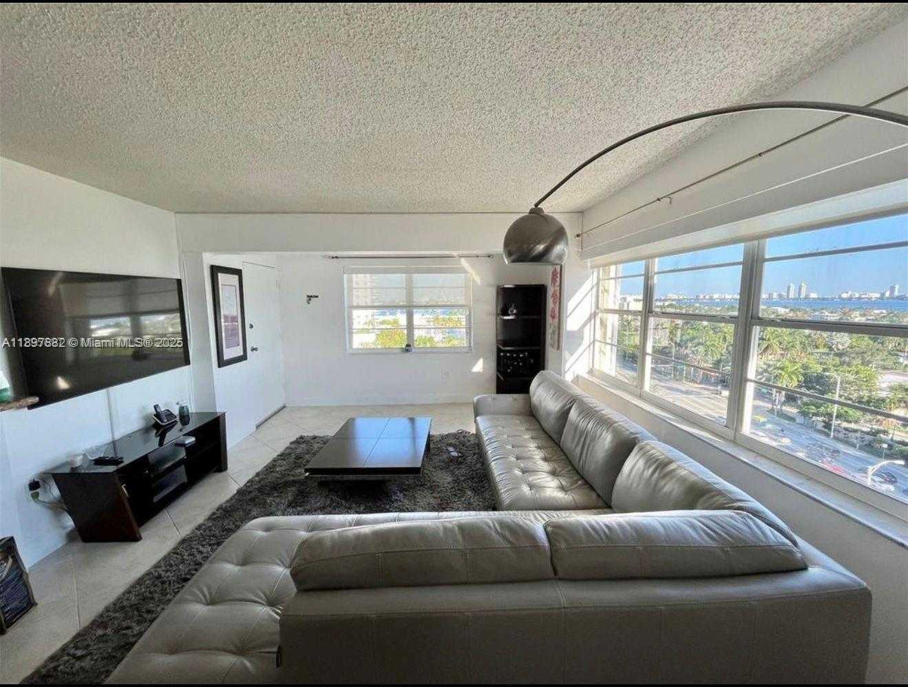 Small Image of 7904 WEST DR #1001, North Bay Village Number 4