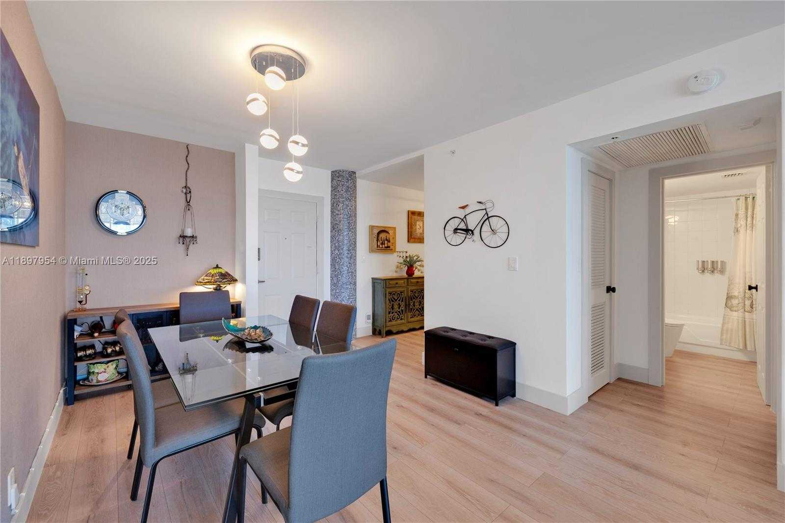 Small Image of 2501 SOUTH OCEAN DR #922, Hollywood Number 9