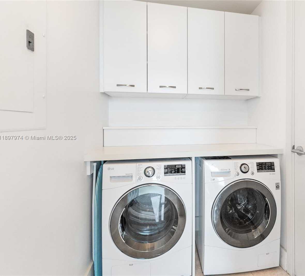 Small Image of 6899 COLLINS AVE #2010, Miami Beach Number 12