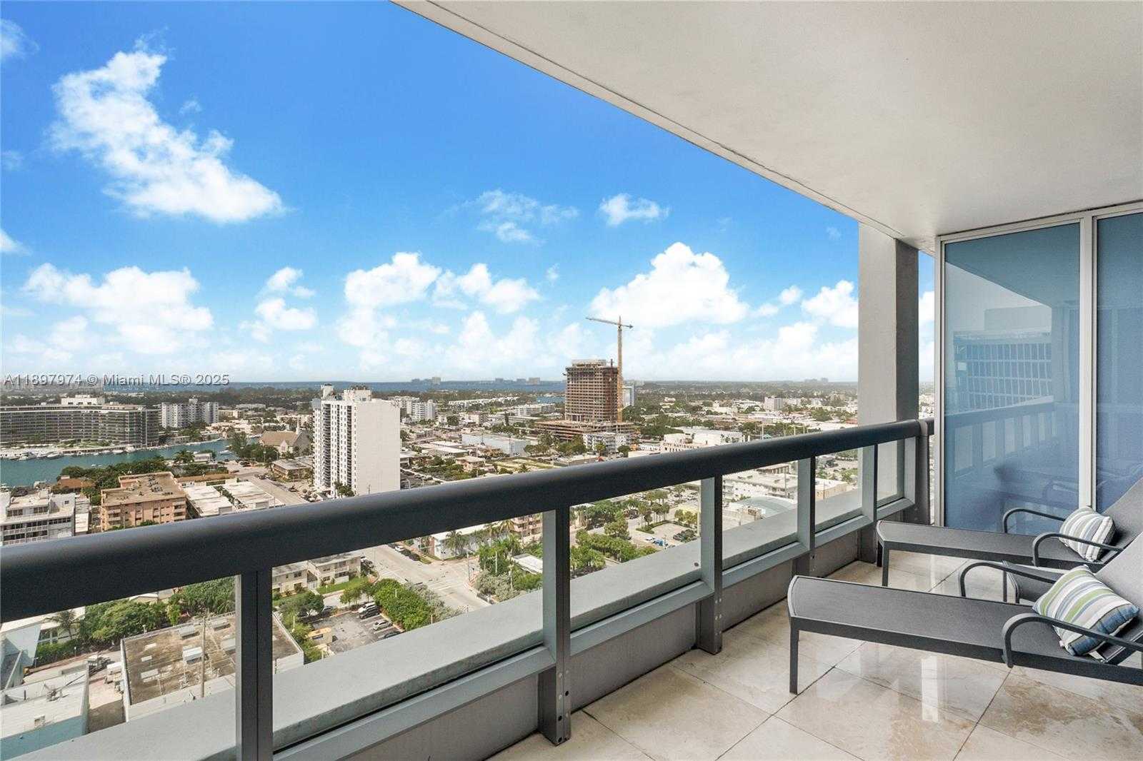 Small Image of 6899 COLLINS AVE #2010, Miami Beach Number 2