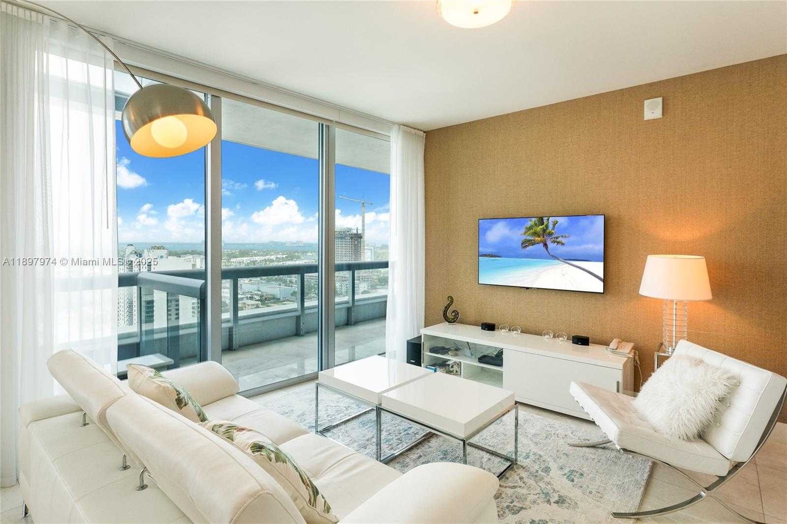 Small Image of 6899 COLLINS AVE #2010, Miami Beach Number 4