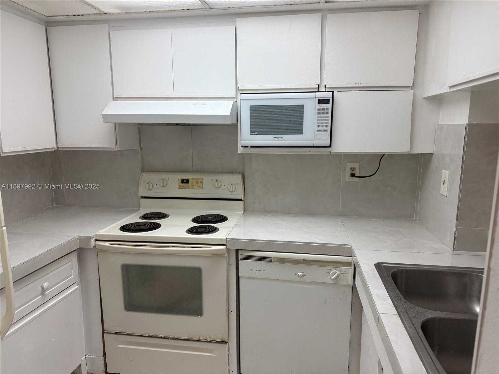 Small Image of 8305 SOUTH WEST 152ND AVE #A-102, Miami Number 9
