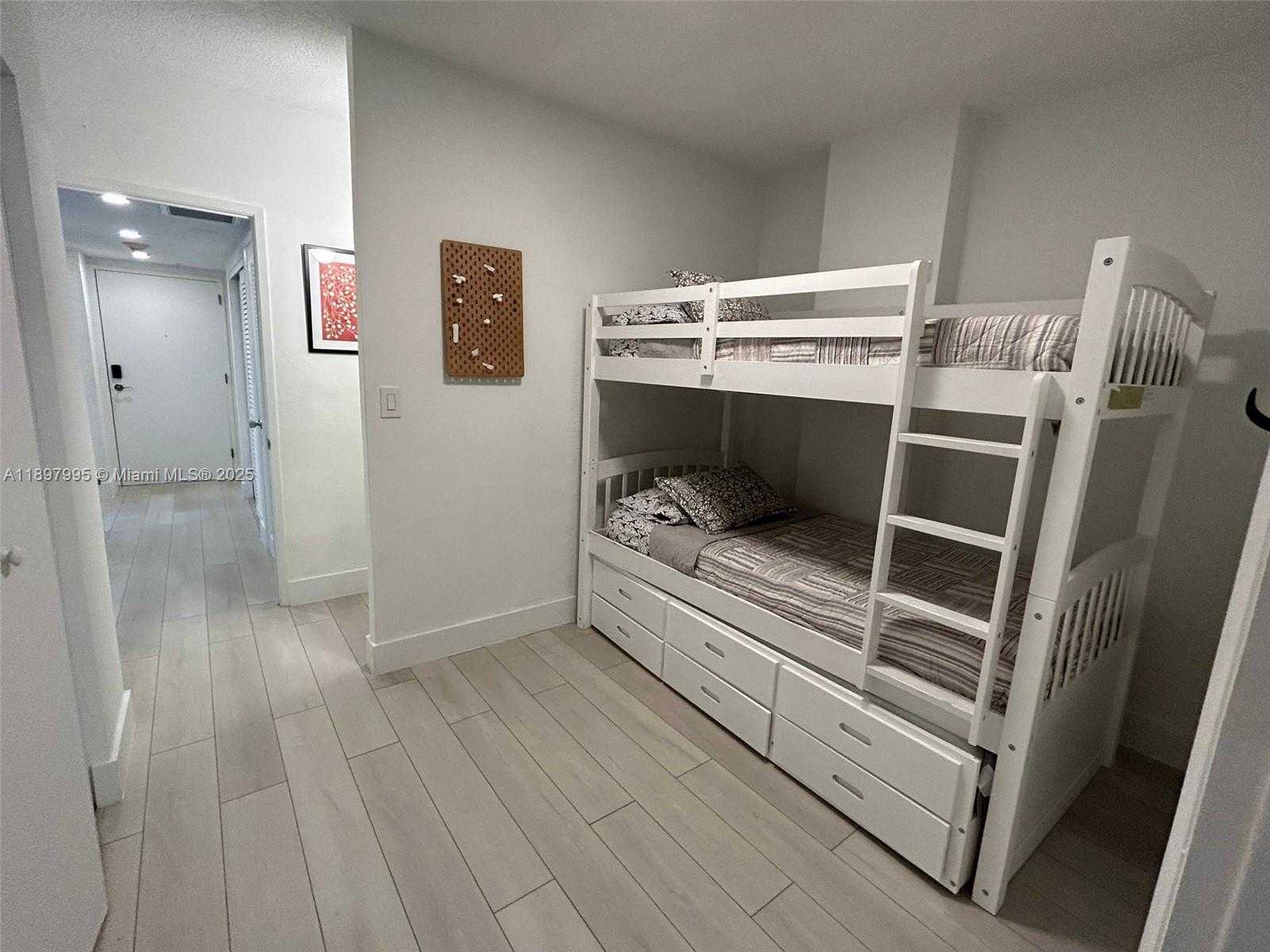Small Image of 19390 COLLINS AVE #118, Sunny Isles Beach Number 6