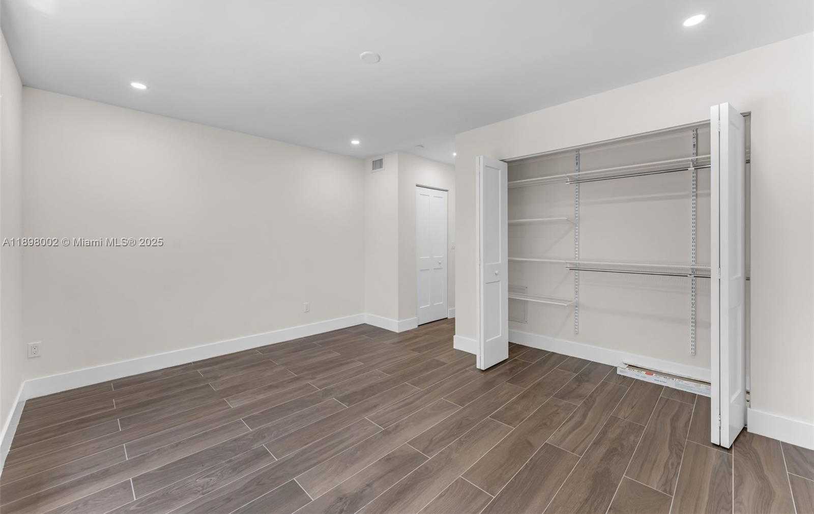 Small Image of 7707 CAMINO REAL #B205, Miami Number 17