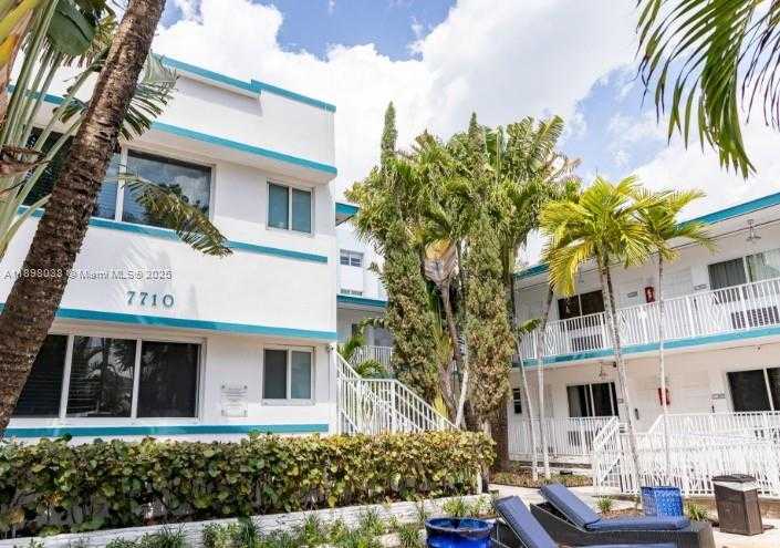 Small Image of 7710 HARDING AVE #1, Miami Beach Number 2