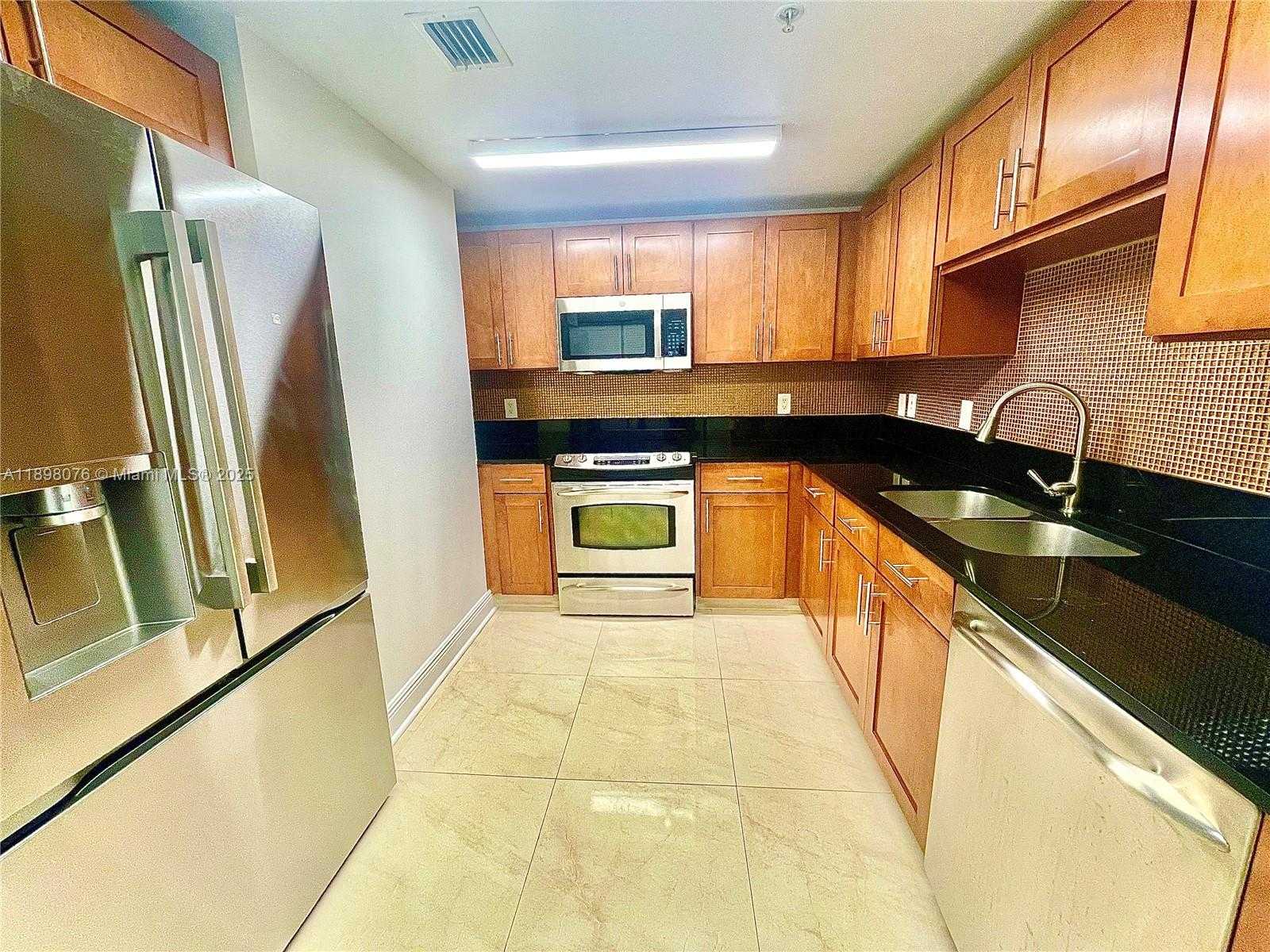 Small Image of 8390 SOUTH WEST 72ND AVE #421, Miami Number 12