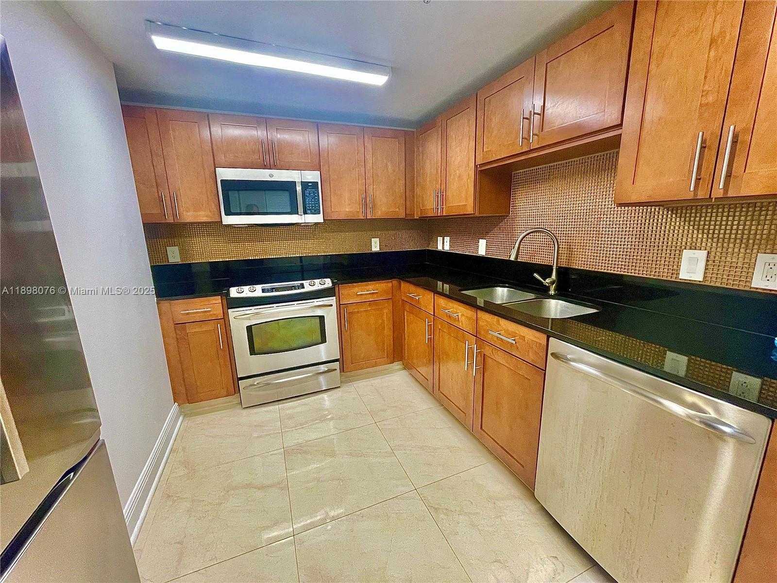 Small Image of 8390 SOUTH WEST 72ND AVE #421, Miami Number 13