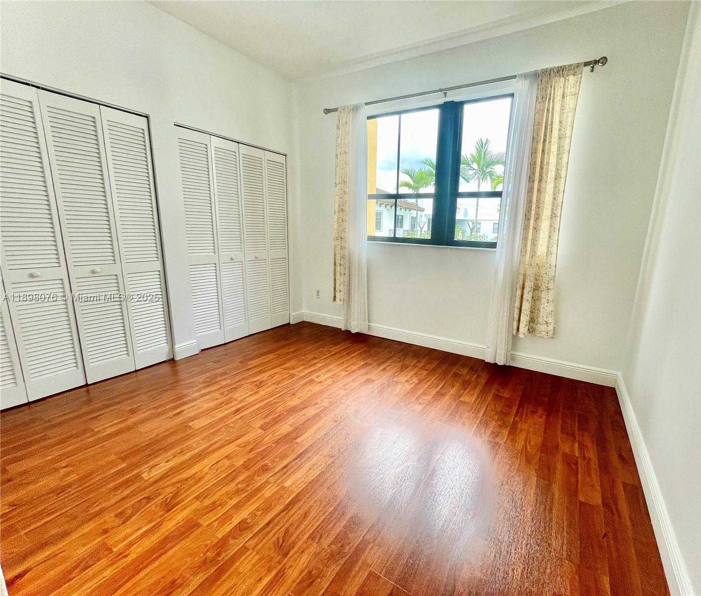 Small Image of 8390 SOUTH WEST 72ND AVE #421, Miami Number 17