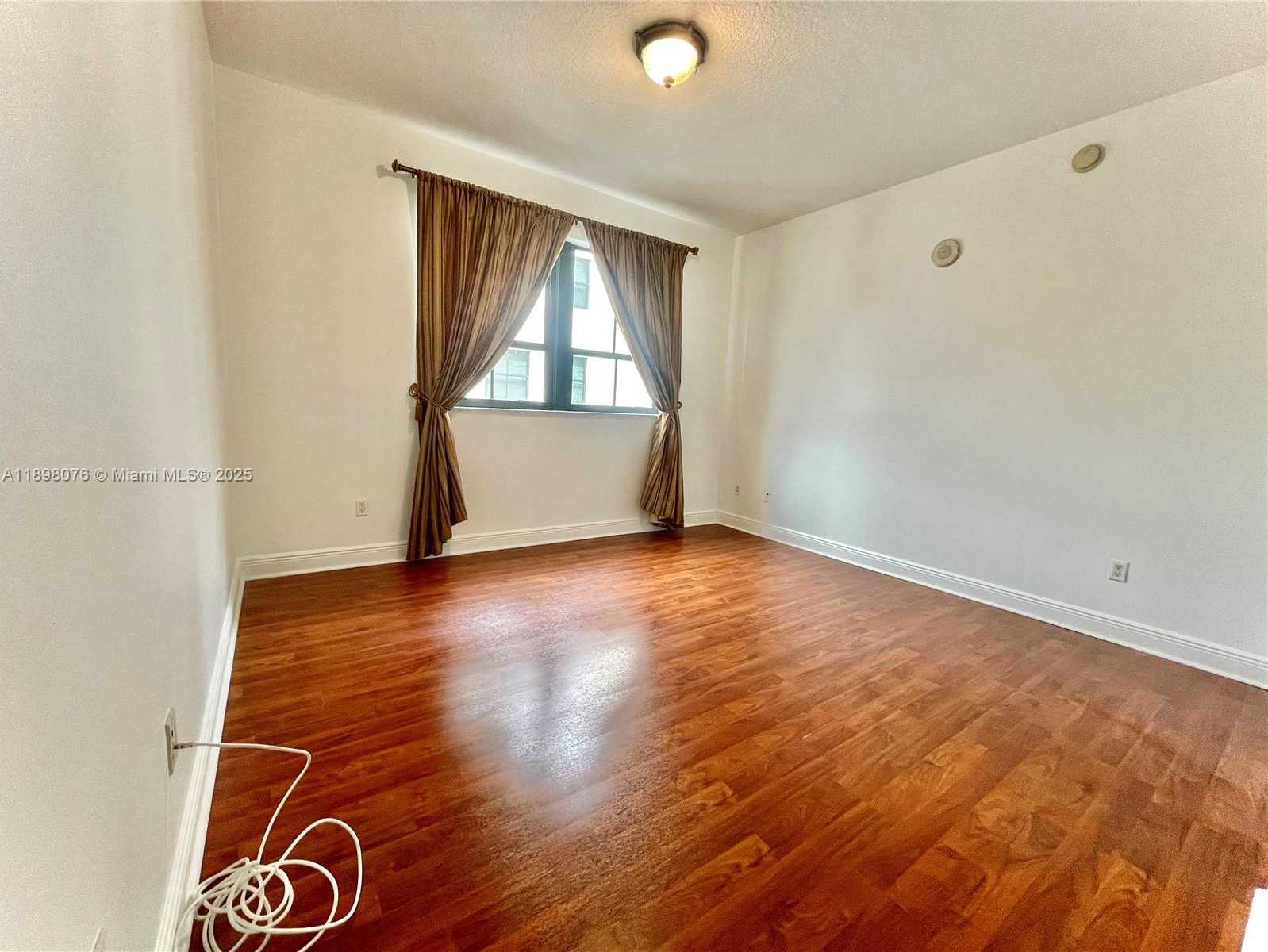 Small Image of 8390 SOUTH WEST 72ND AVE #421, Miami Number 19