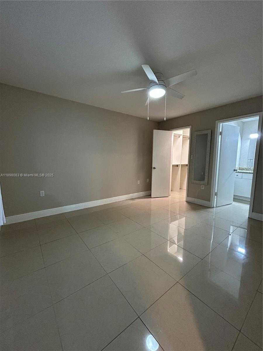 Small Image of 15581 SOUTH WEST 104TH TER #214, Miami Number 7