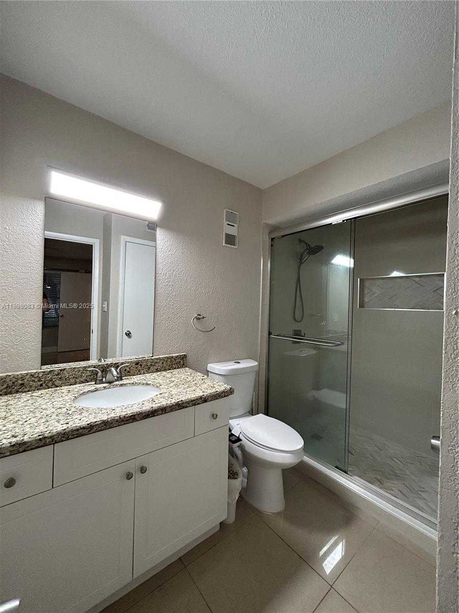 Small Image of 15581 SOUTH WEST 104TH TER #214, Miami Number 8