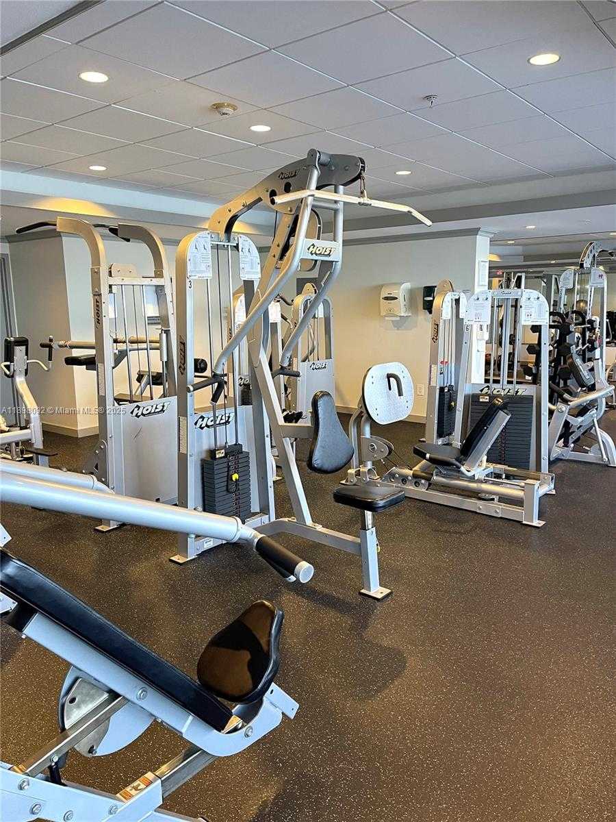 Small Image of 1800 SUNSET HARBOUR DR #1201, Miami Beach Number 17