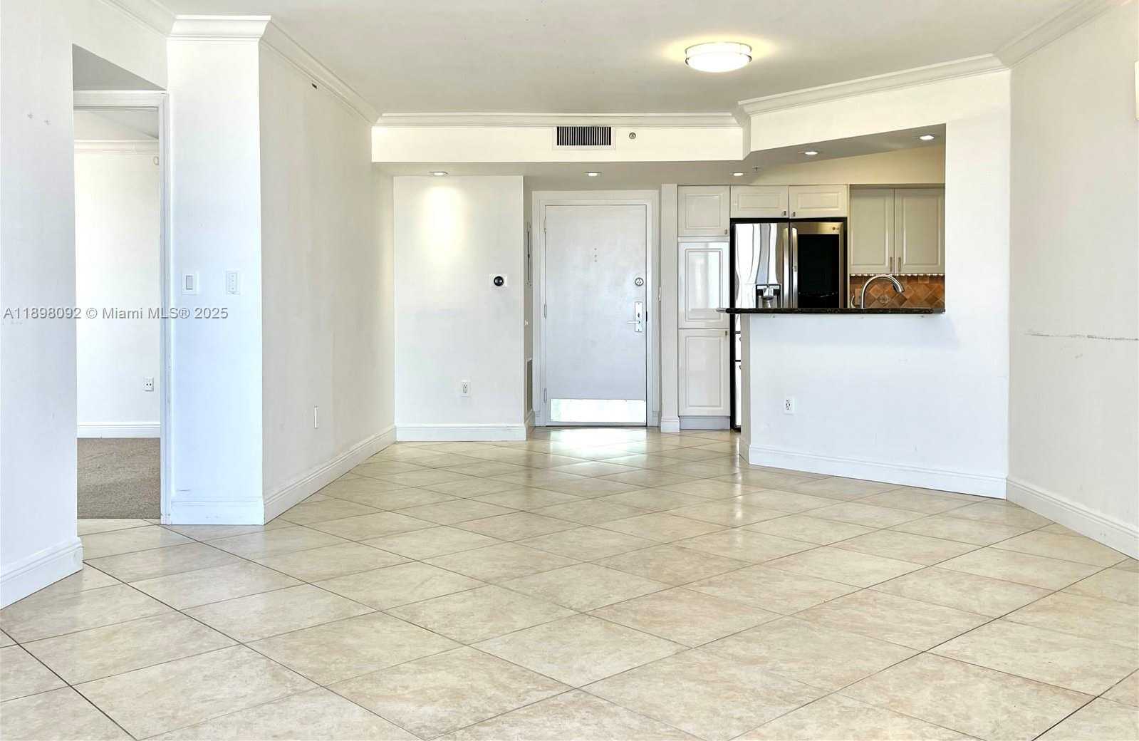 Small Image of 1800 SUNSET HARBOUR DR #1201, Miami Beach Number 5