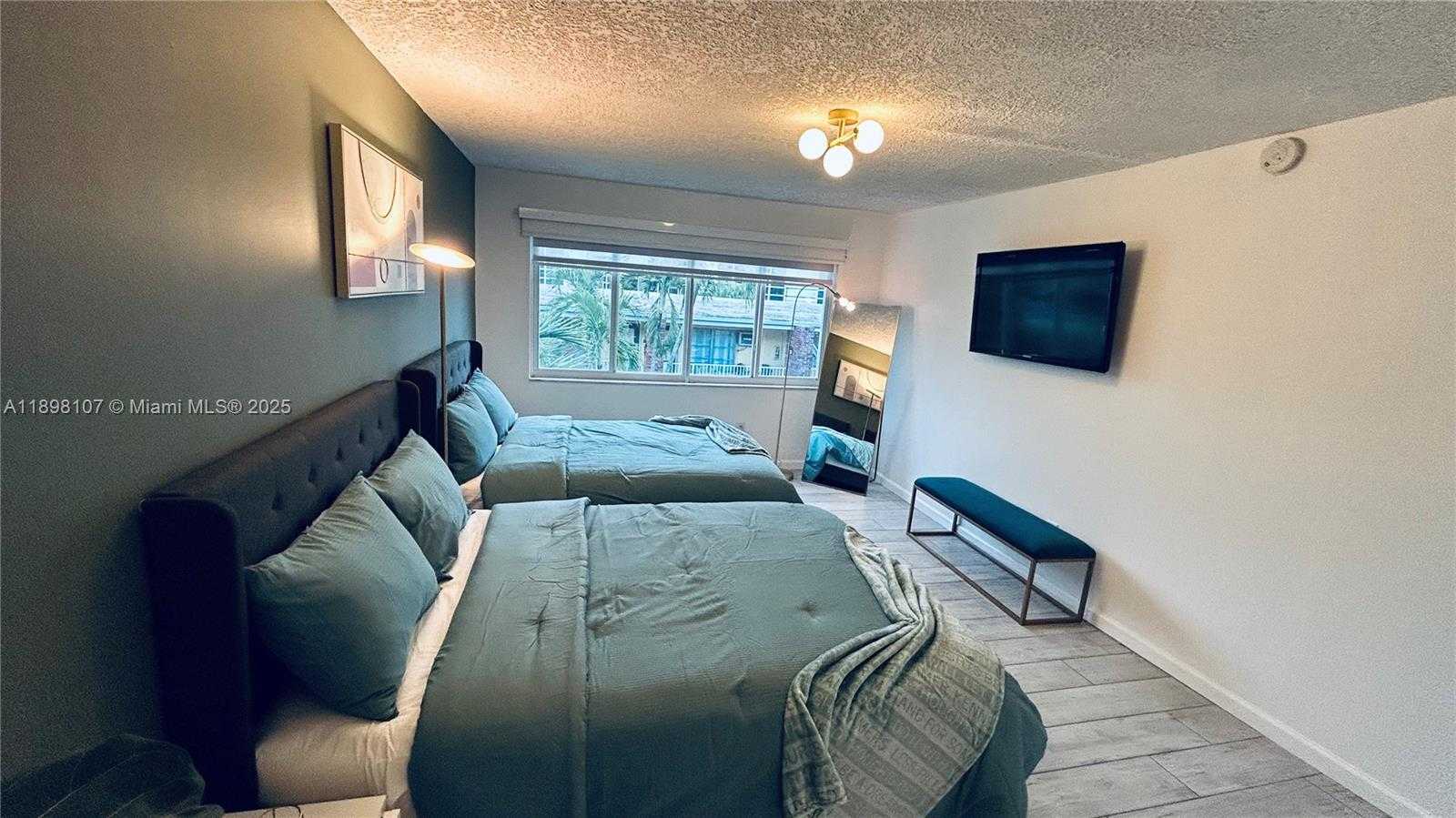 Small Image of 9971 WEST BAY HARBOR DR #303, Bay Harbor Islands Number 12