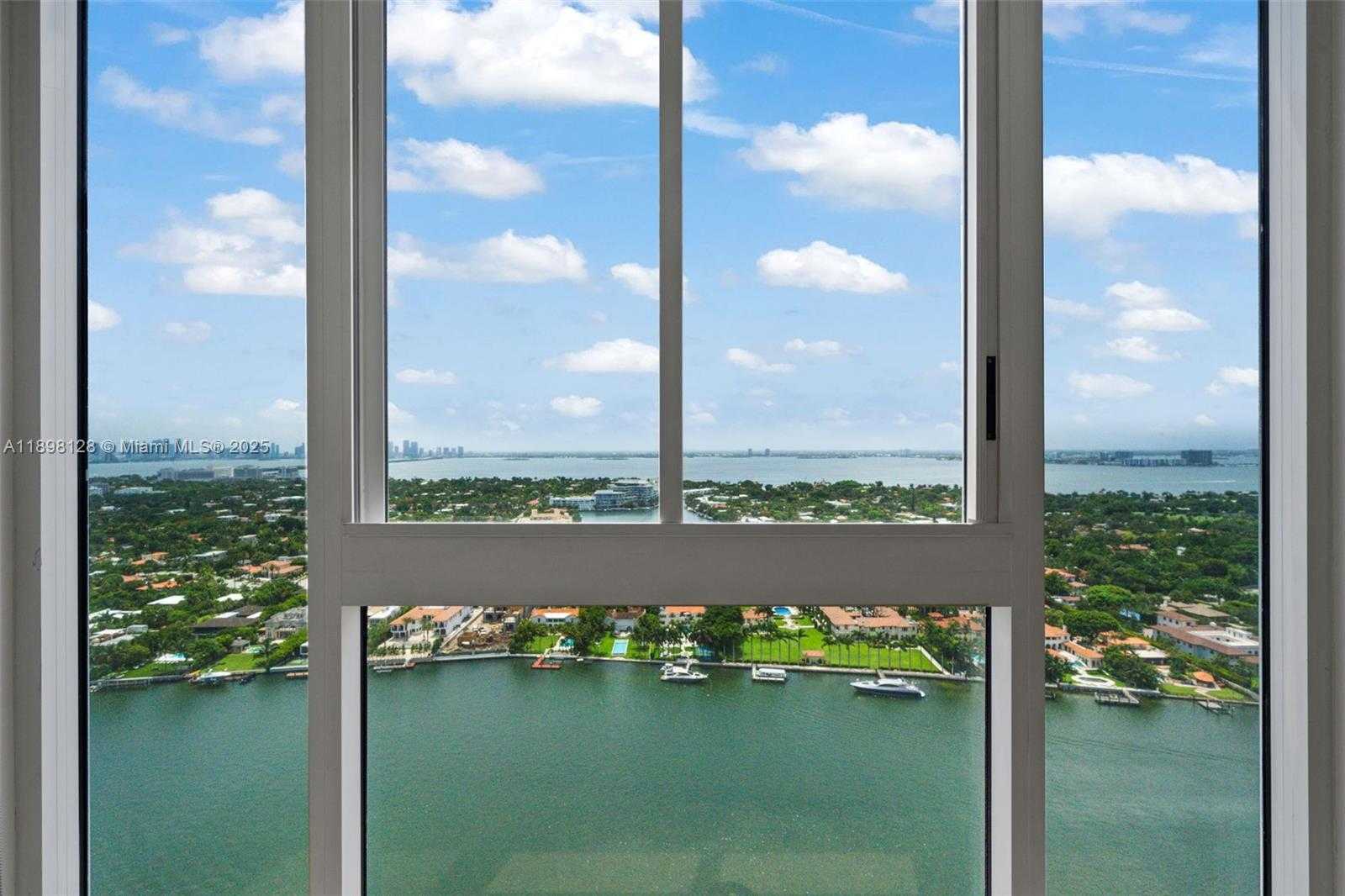 Small Image of 4775 COLLINS AVE #3207, Miami Beach Number 23
