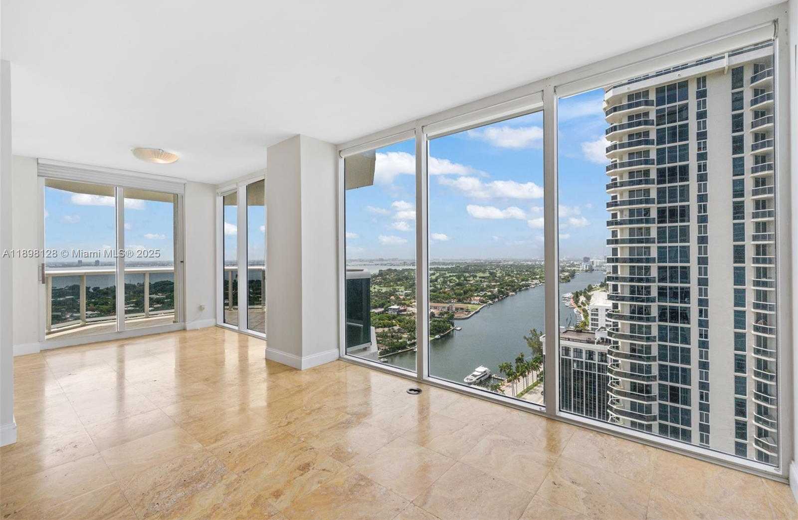 Small Image of 4775 COLLINS AVE #3207, Miami Beach Number 25