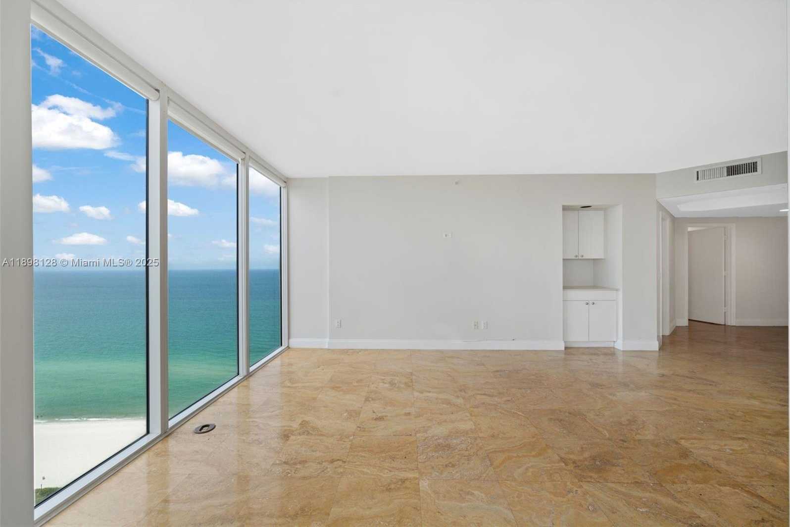 Small Image of 4775 COLLINS AVE #3207, Miami Beach Number 27