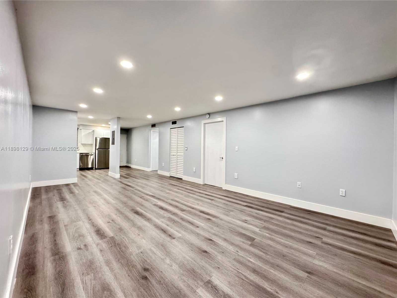Small Image of 6175 NORTH WEST 186TH ST #109, Hialeah Number 13