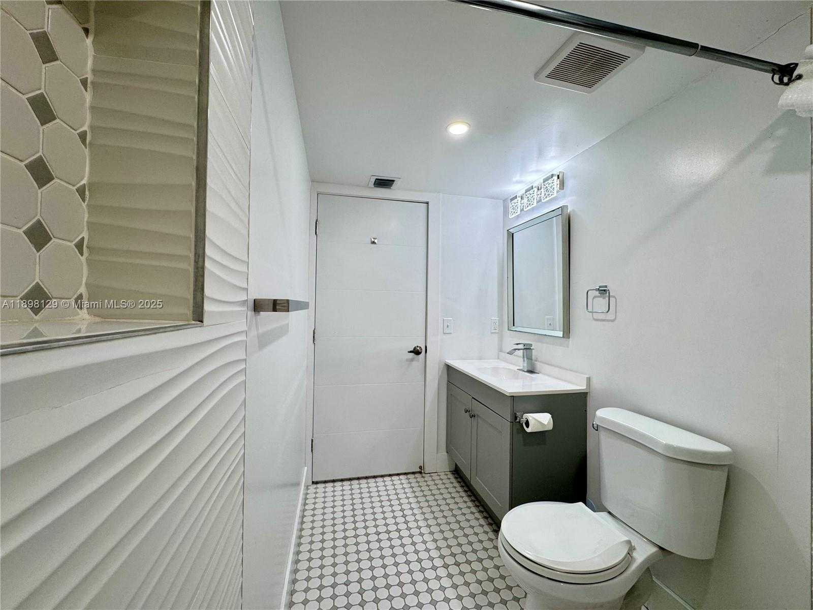 Small Image of 6175 NORTH WEST 186TH ST #109, Hialeah Number 15