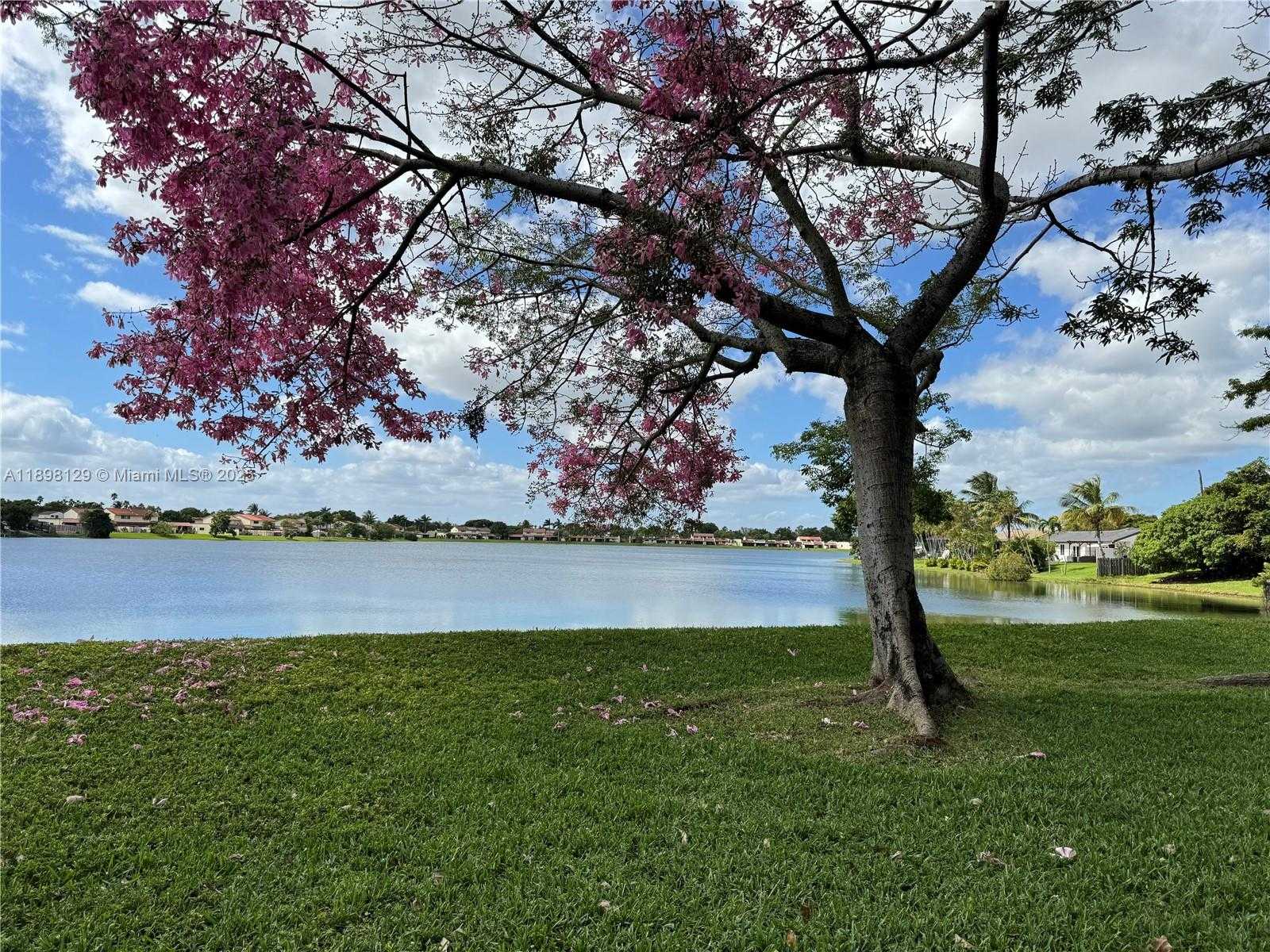 Small Image of 6175 NORTH WEST 186TH ST #109, Hialeah Number 36