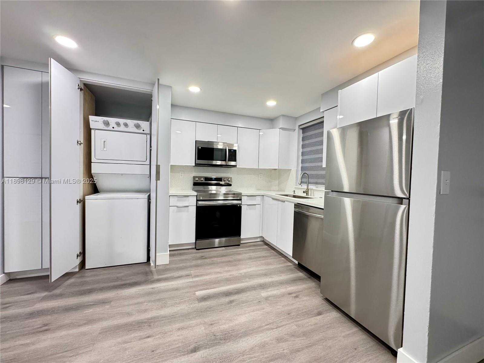 Small Image of 6175 NORTH WEST 186TH ST #109, Hialeah Number 8