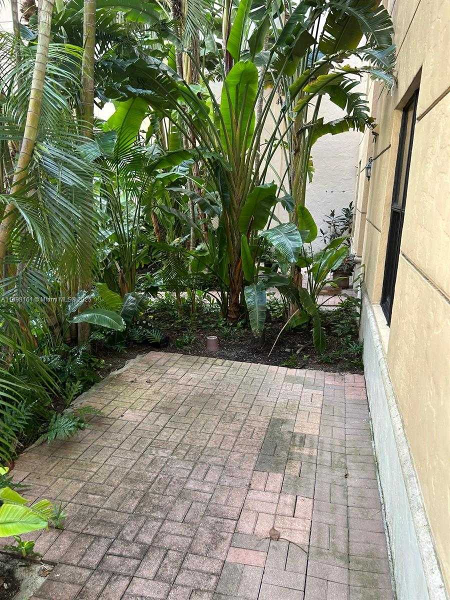 Small Image of 888 SOUTH DOUGLAS RD #116, Coral Gables Number 19