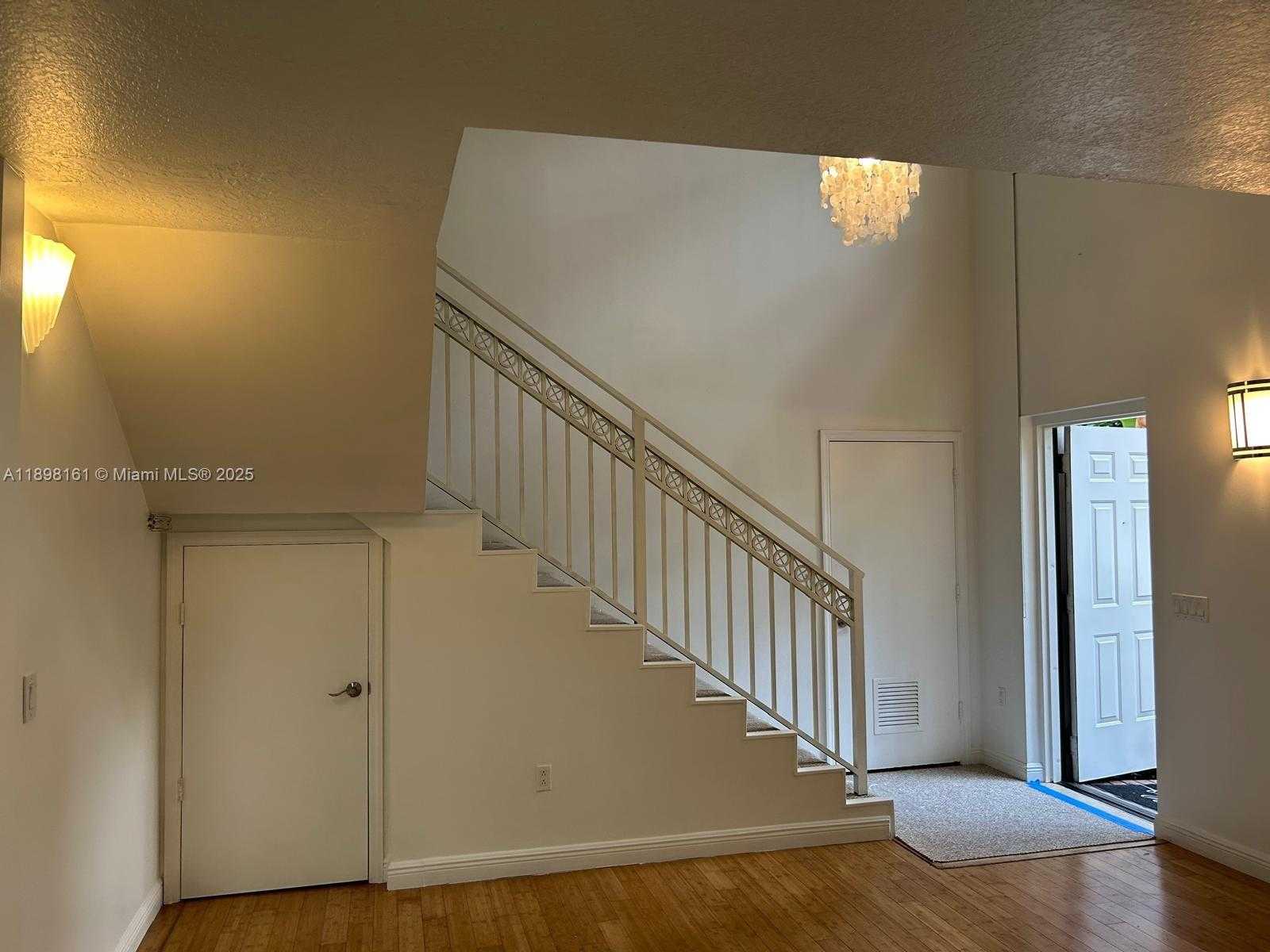 Small Image of 888 SOUTH DOUGLAS RD #116, Coral Gables Number 5