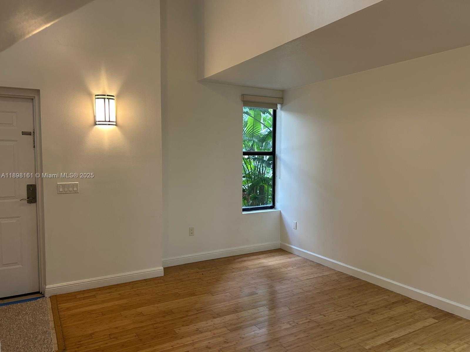 Small Image of 888 SOUTH DOUGLAS RD #116, Coral Gables Number 8