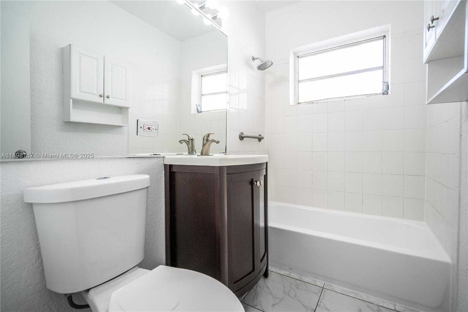 Small Image of 430 81 ST #2, Miami Beach Number 13