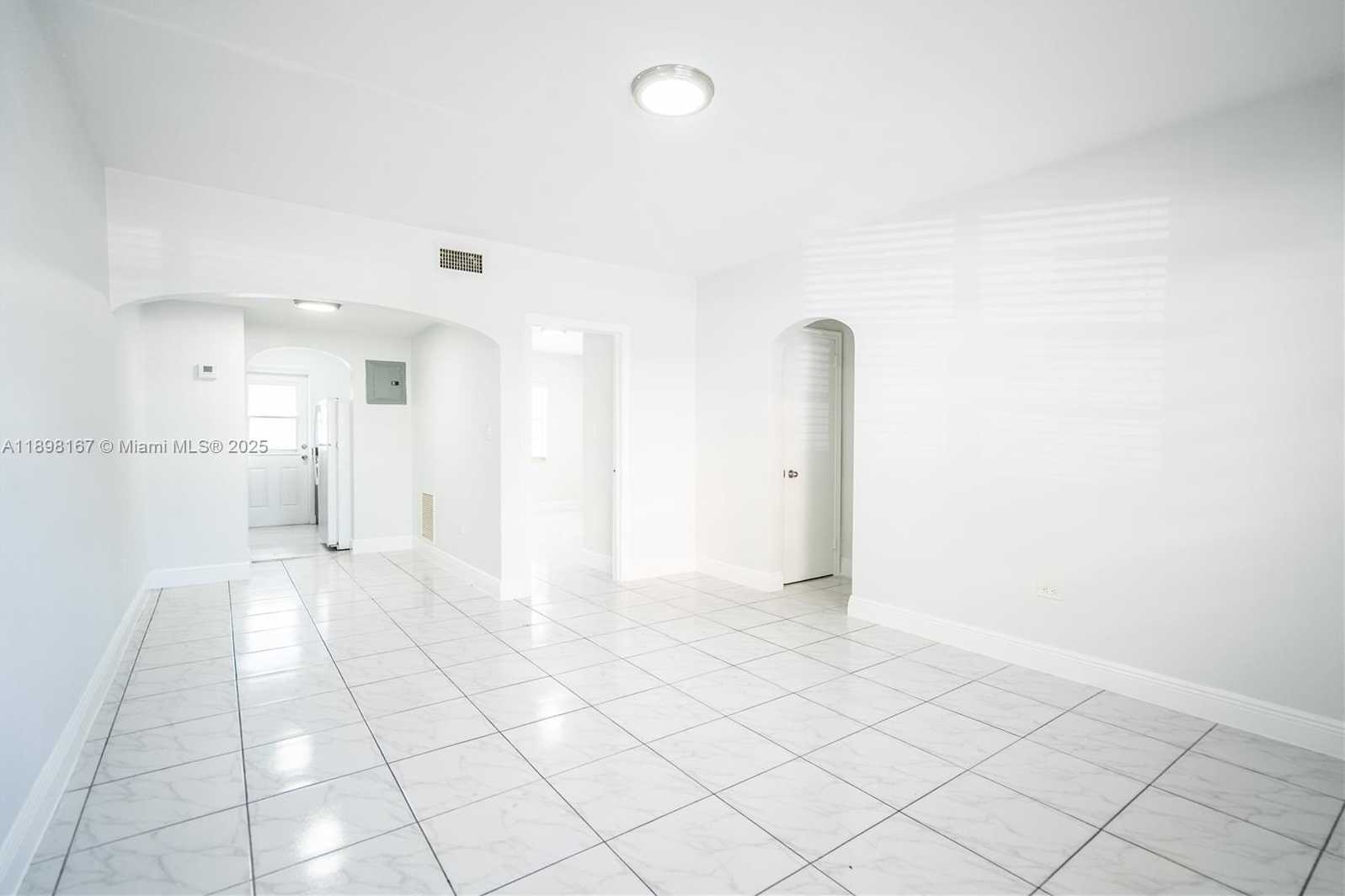 Small Image of 430 81 ST #2, Miami Beach Number 4