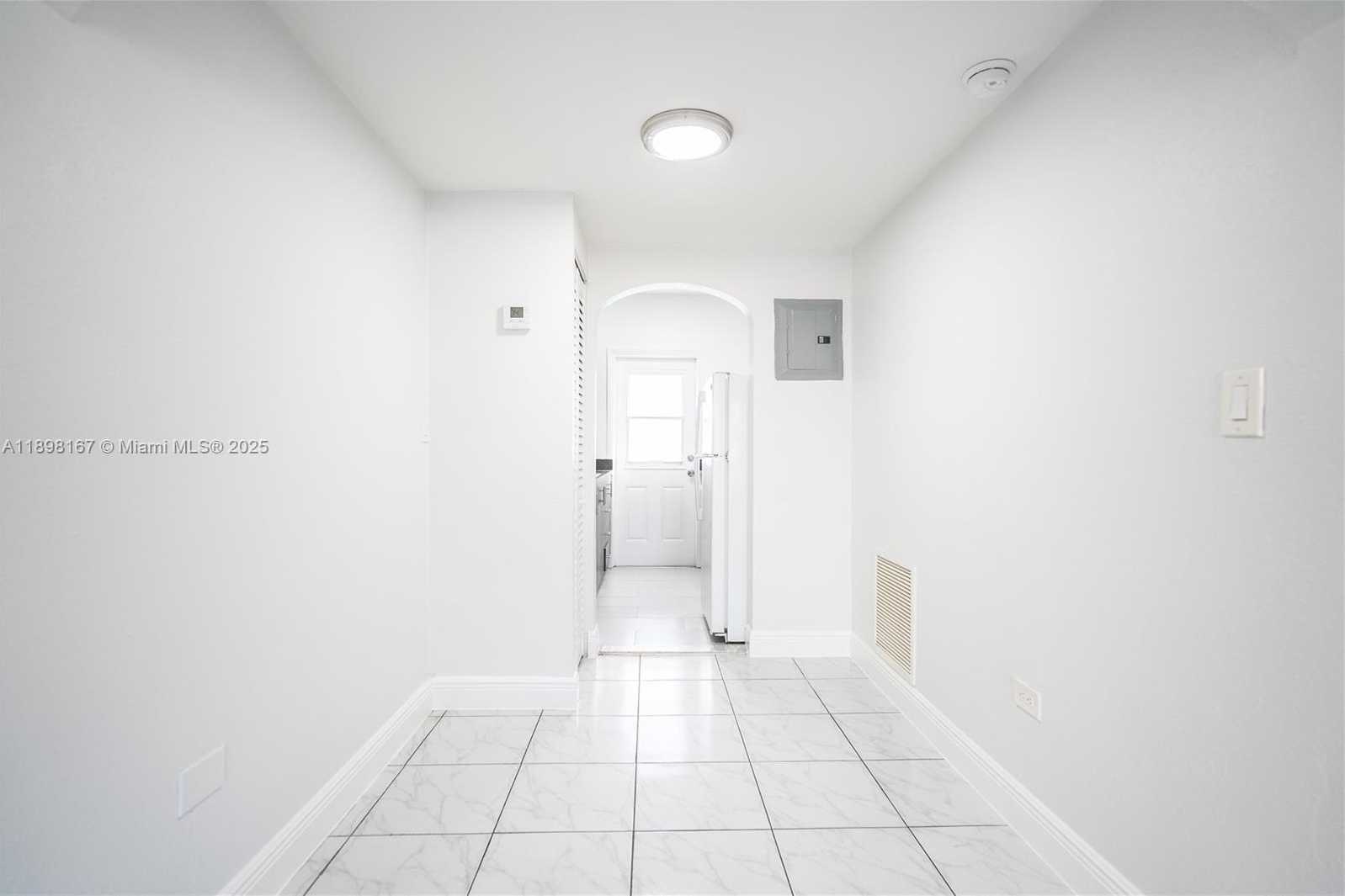 Small Image of 430 81 ST #2, Miami Beach Number 6