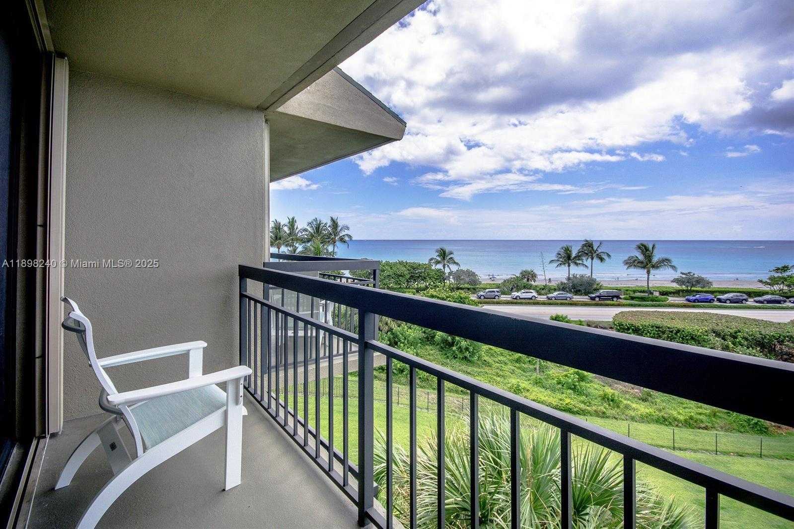 Small Image of 101 SOUTH SEAS DR #502, Jupiter Number 26